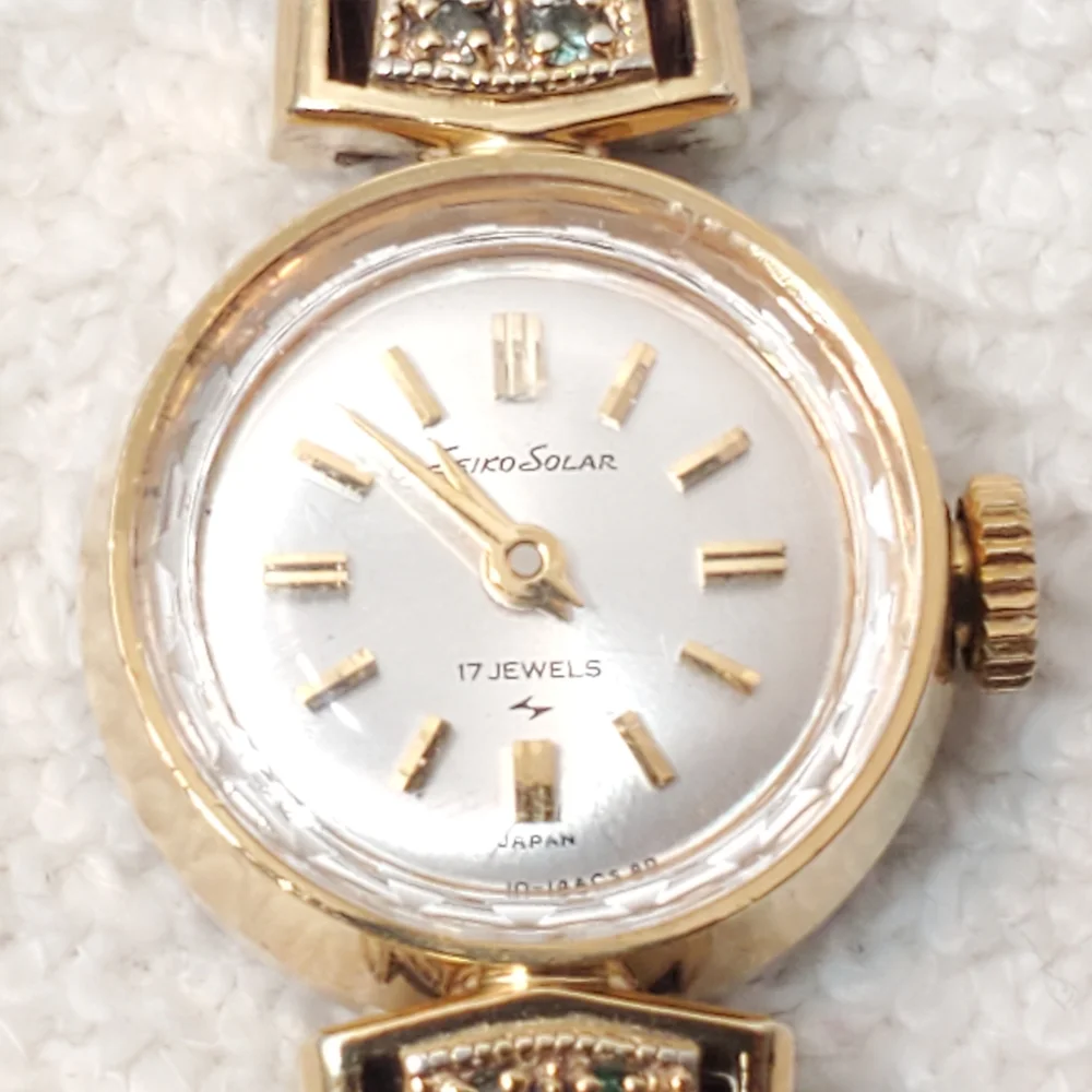 Vintage Seiko Solar Women's 17 Jewels Wind Up Watch Silver Dial Gold Plated